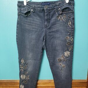 Used pair of Bandolino Karyn Jean Capri Pants Size 16 petite/Average